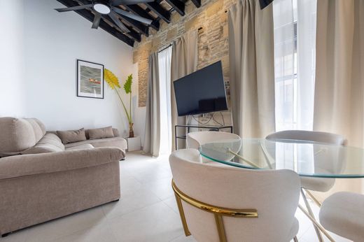 Luxury House for sale in Cadiz, 449 000 €, Photo 3