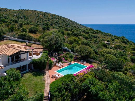 Maison de luxe à vendre à Quartu Sant Elena, 750 000 €, Photo 6