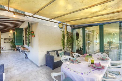 Maison de luxe à vendre à San Vincenzo, 850 000 €, Photo 2