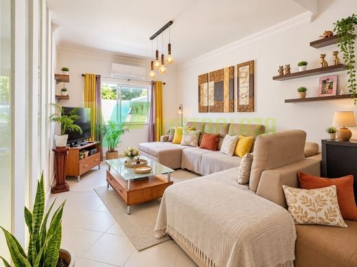 Maison de luxe à vendre à Portimão, 635 000 €, Photo 3