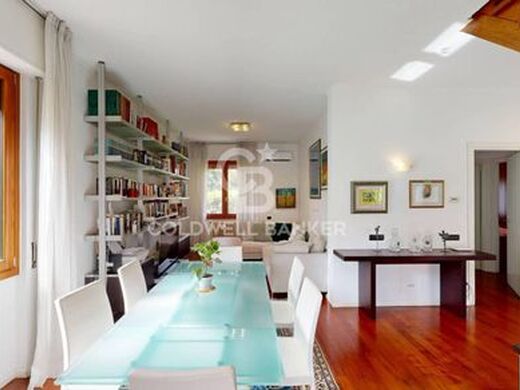 Maison de luxe à vendre à Cusano, 540 000 €, Photo 6