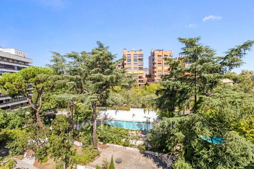 Luxury Apartment for sale in Madrid, 1 940 000 €, Photo 2