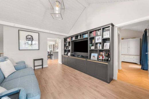 Maison de luxe à vendre à Mies, 4 709 681 €, Photo 4
