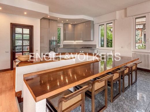 Luxury House for sale in Cernobbio, 1 200 000 €, Photo 7
