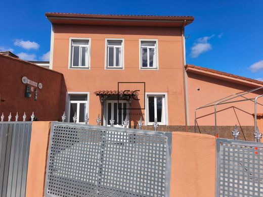 Luxury House for sale in Miño, 450 000 €, Photo 2