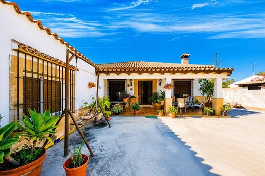 Luxury House for sale in Chiclana de La Frontera, 449 990 €, Photo 4