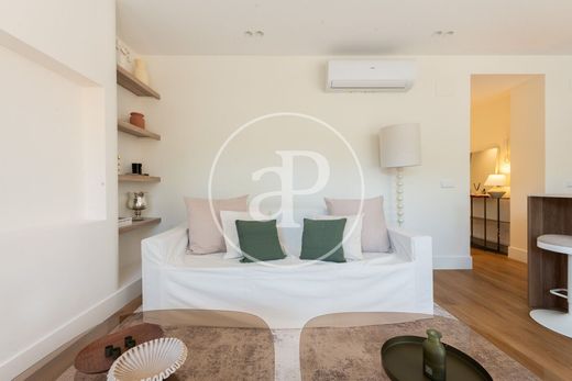Luxury Apartment for sale in Madrid, 969 000 €, Photo 5
