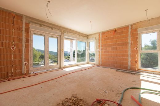Luxury Apartment for sale in Tisno, 547 050 €, Photo 2