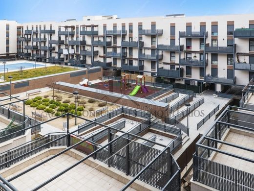 Appartement de luxe à vendre à Sevilla, 750 000 €, Photo 1