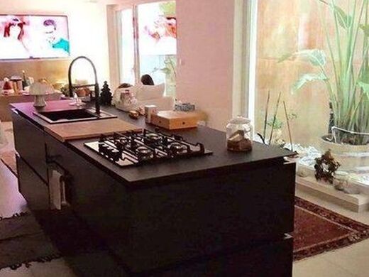 Luxury House for sale in Bari, 1 200 000 €, Photo 2
