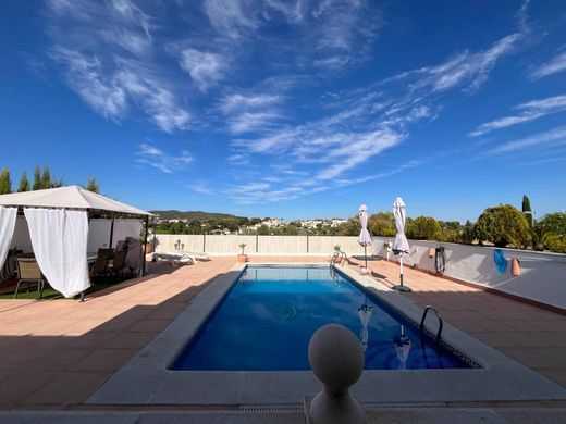 Luxury House for sale in Córdoba, 545 000 €, Photo 2