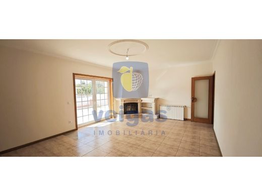 Luxury House for sale in Santa Maria Da Feira, 475 000 €, Photo 3