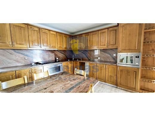 Luxury House for sale in Santa Maria Da Feira, 475 000 €, Photo 6