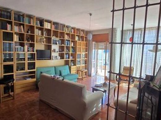 Maison de luxe à vendre à Salerno, 495 000 €, Photo 1