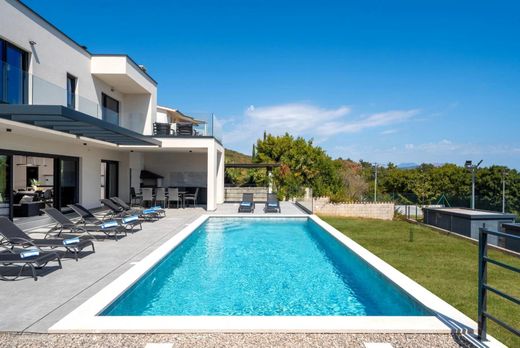 Maison de luxe à vendre à Rabac, 795 000 €, Photo 2