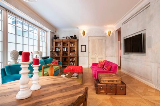 Luxury Apartment for sale in Milan, 2 390 000 €, Photo 4