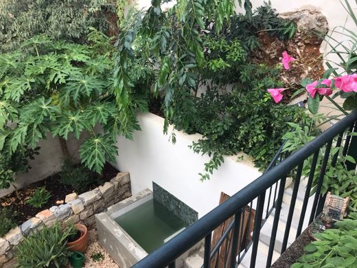 Luxury House for sale in Tavira, 860 000 €, Photo 1