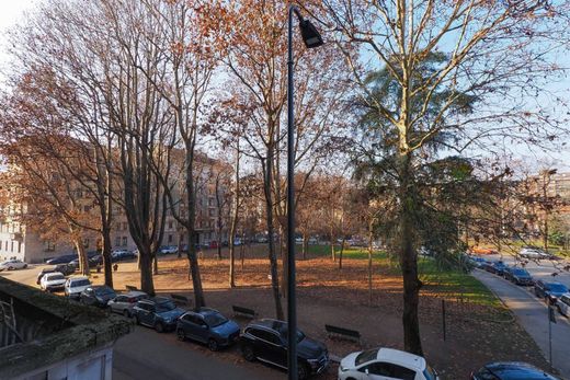 Luxury Apartment for sale in Milan, 1 300 000 €, Photo 5