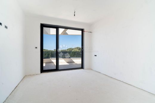 Luxury Apartment for sale in Medulin, 536 000 €, Photo 7