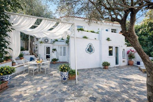 Luxury House for sale in Capri, 1 600 000 €, Photo 3