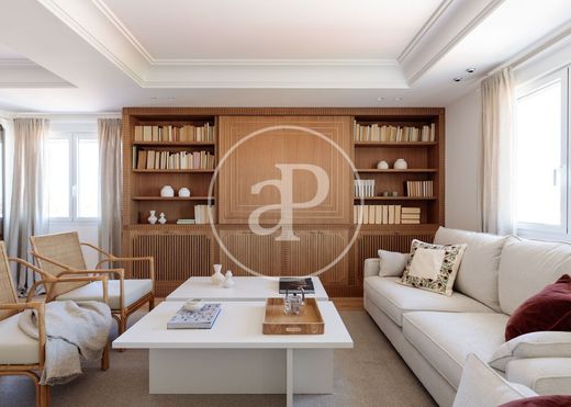 Luxury Apartment for sale in Madrid, 1 750 000 €, Photo 4