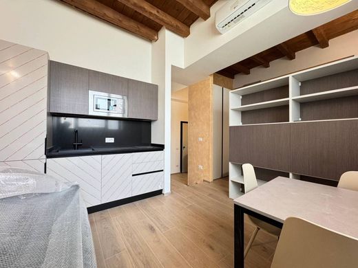 Appartement de luxe à vendre à Milan, 598 000 €, Photo 1