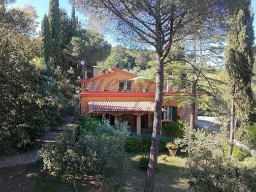 Luxury House for sale in Rosignano Marittimo, 750 000 €, Photo 1