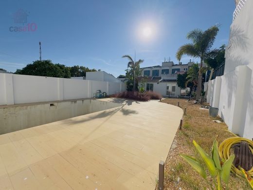 Maison de luxe à vendre à Montijo, 615 000 €, Photo 1