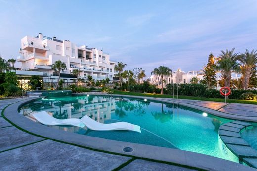 Appartement de luxe à vendre à Torrevieja, 549 000 €, Photo 1