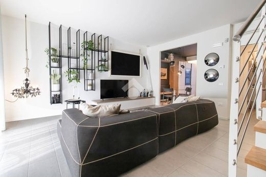Maison de luxe à vendre à Iesolo, 400 000 €, Photo 2