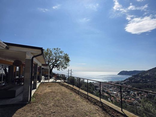Luxury House for sale in Alassio, 1 300 000 €, Photo 2