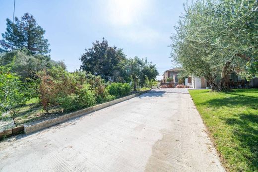 Maison de luxe à vendre à Cesena, 520 000 €, Photo 5