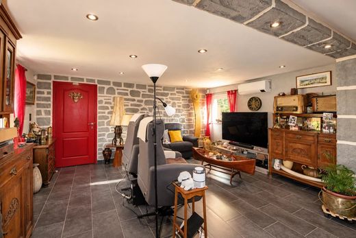 Luxury House for sale in Gilly, 0 €, Photo 3