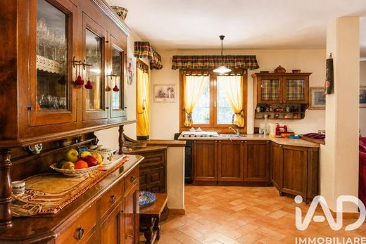Maison de luxe à vendre à Passignano Sul Trasimeno, 550 000 €, Photo 5