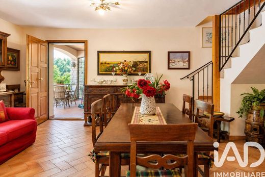 Maison de luxe à vendre à Passignano Sul Trasimeno, 550 000 €, Photo 7