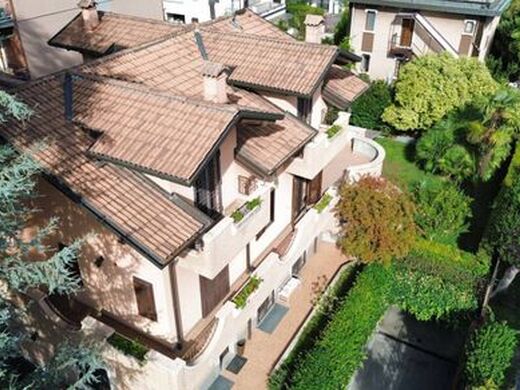 Maison de luxe à vendre à Cinisello Balsamo, 1 460 000 €, Photo 2
