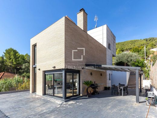 Maison de luxe à vendre à Vallirana, 690 000 €, Photo 4