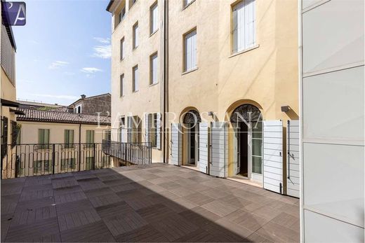 Luxury Apartment for sale in Padova, 910 000 €, Photo 2