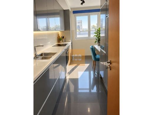 Appartement de luxe à vendre à Porto, 510 000 €, Photo 3