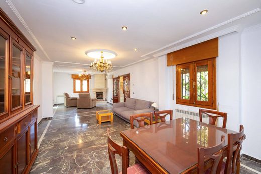 Luxury House for sale in Cájar, 449 500 €, Photo 3