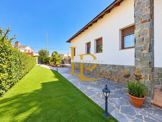 Luxury House for sale in Castellar Del Vallès, 980 000 €, Photo 3