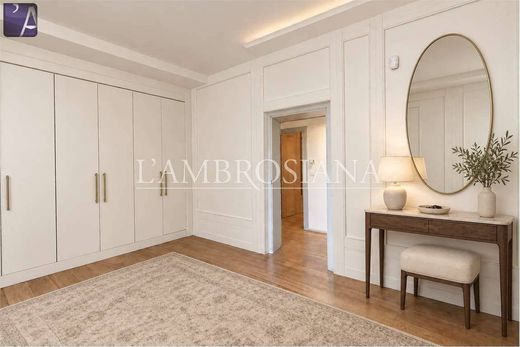 Luxury Apartment for sale in Padova, 910 000 €, Photo 4
