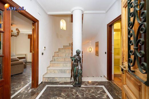Luxury House for sale in Cájar, 449 500 €, Photo 6