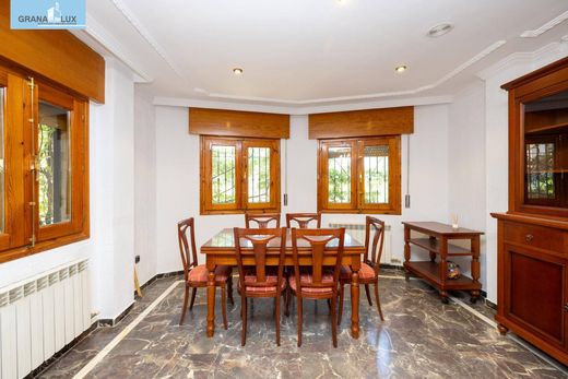 Luxury House for sale in Cájar, 449 500 €, Photo 6