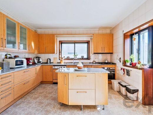 Maison de luxe à vendre à Maia, 479 000 €, Photo 2