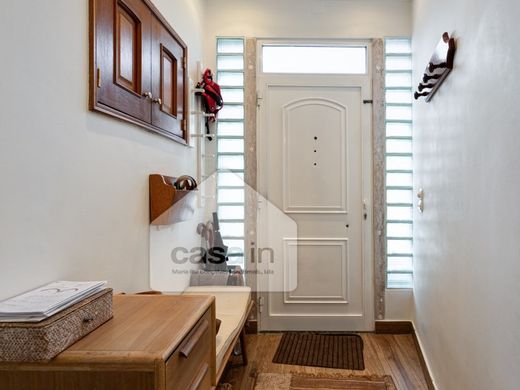 Maison de luxe à vendre à Lisbon, 950 000 €, Photo 3