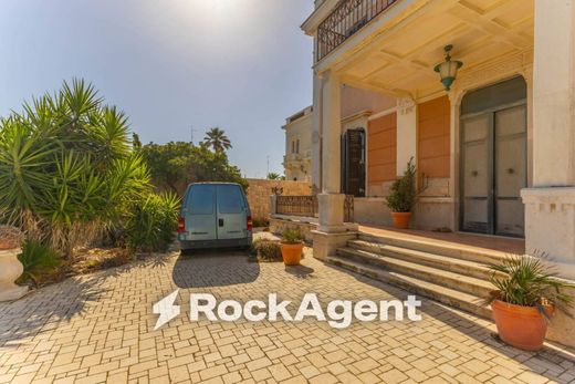 Luxury House for sale in Bari, 900 000 €, Photo 5