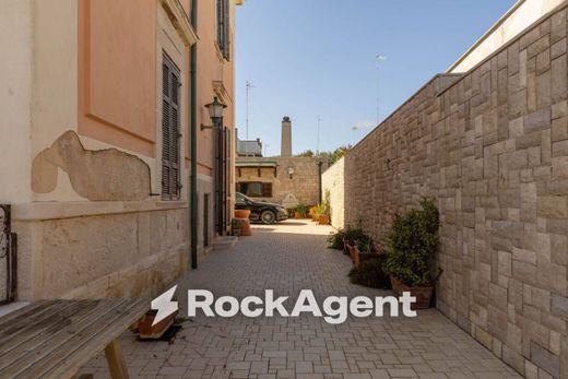 Luxury House for sale in Bari, 900 000 €, Photo 6