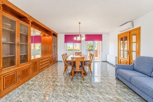 Maison de luxe à vendre à Canyelles, 440 000 €, Photo 7