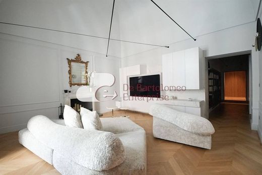 Luxury Apartment for sale in Bari, 10 €, Photo 1
